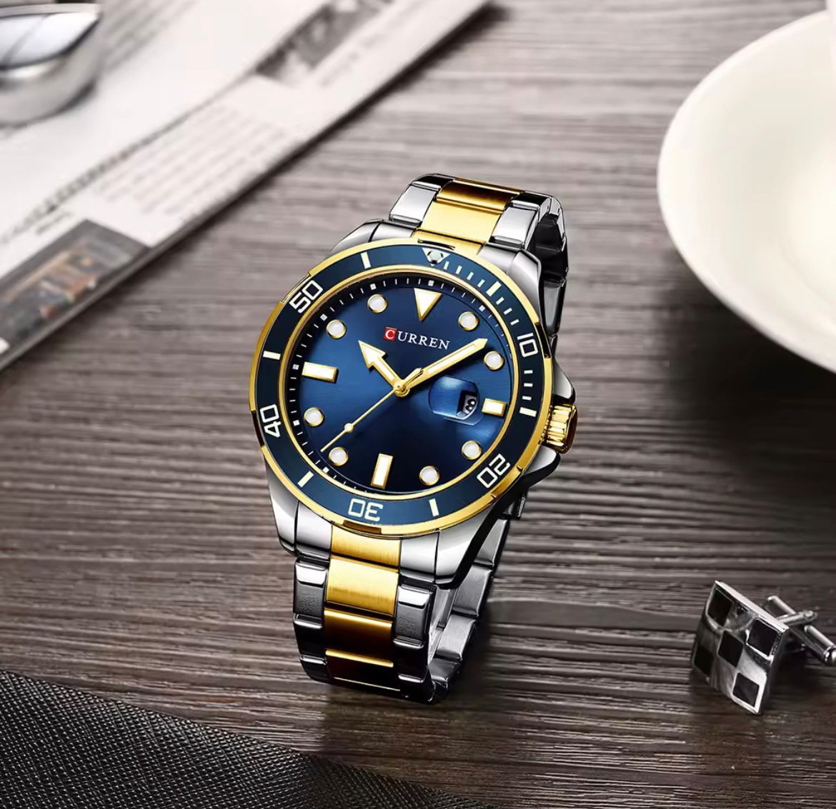 Reloj para hombre CURREN 8388 + Estuche protector