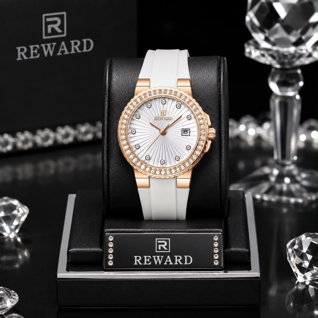 REWARD Diamond Series – Variante Blanco/Oro Rosa en display